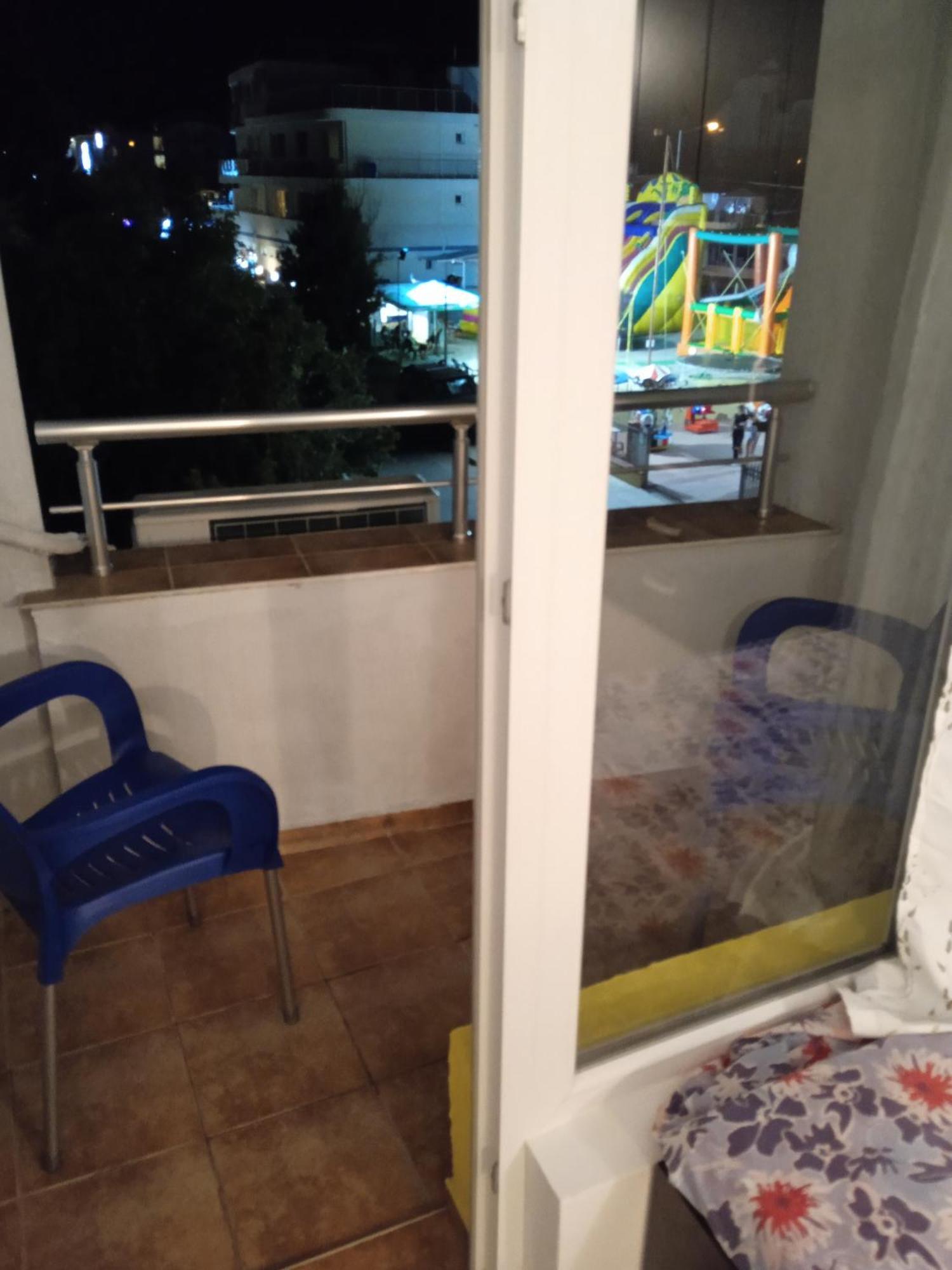 Vip Apart Svetlana Ravda Bilik gambar